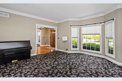 4N475 S Robert Frost Circle, Saint Charles, IL 60175 - Photo 11