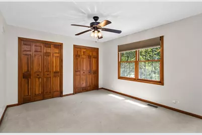 4N475 S Robert Frost Circle, Saint Charles, IL 60175 - Photo 19