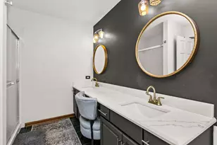 4N475 S Robert Frost Cir, Saint Charles, IL 60175 - Photo 15