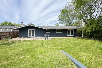 3207 Sunnyside Drive, Rockford, IL 61114 - Photo 3