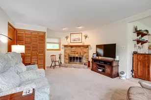 1284 Deerfield Pl, Highland Park, IL 60035 - Photo 15