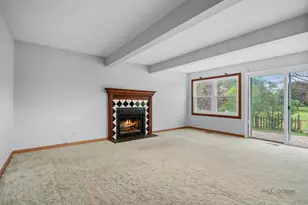 1255 W Dexter Ln, Hoffman Estates, IL 60169 - Photo 9