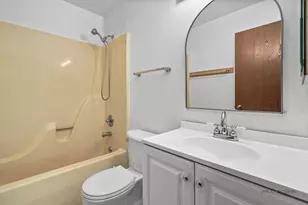 1255 W Dexter Ln, Hoffman Estates, IL 60169 - Photo 19