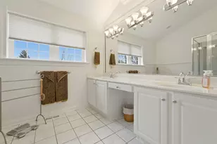 1205 Waterside Ln, Crown Point, IN 46307 - Photo 19