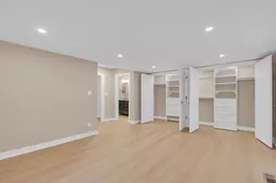 1055 N Bluebonnet Ln, Hoffman Estates, IL 60169 - Photo 21
