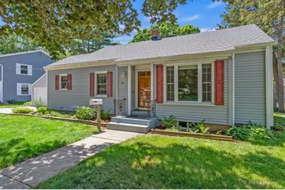 511 S Prairie Street, Batavia, IL 60510 - Photo 1