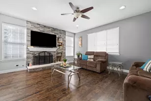 1863 Lake Bluff Ln, Pingree Grove, IL 60140 - Photo 19