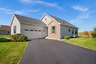 9111 Marks Ct, Huntley, IL 60142 - Photo 1