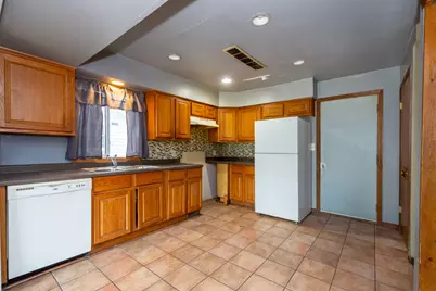322 Maple Lane, Round Lake, IL 60073 - Photo 7