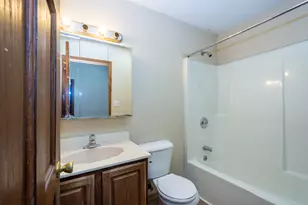 322 Maple Ln, Round Lake, IL 60073 - Photo 19