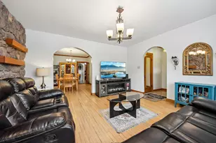 2842 N 74th Ct, Elmwood Park, IL 60707 - Photo 7
