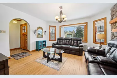 2842 N 74th Court, Elmwood Park, IL 60707 - Photo 5