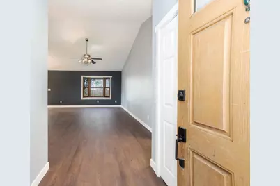 507 Lloyd Drive, Dwight, IL 60420 - Photo 7
