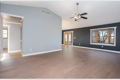 507 Lloyd Drive, Dwight, IL 60420 - Photo 11