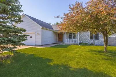 507 Lloyd Drive, Dwight, IL 60420 - Photo 3