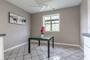 930 Ivy Ln, Deerfield, IL 60015 - Photo 11