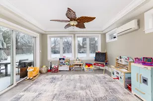 259 Cornell Ave, Des Plaines, IL 60016 - Photo 13