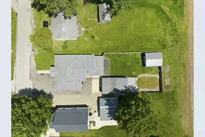 205 E Sullivan Street, Heyworth, IL 61745 - Photo 25