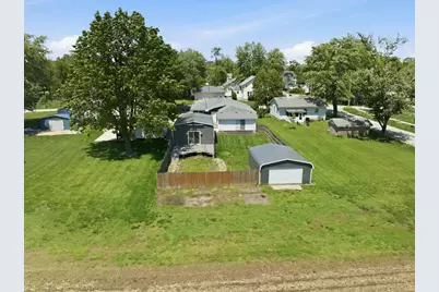 205 E Sullivan Street, Heyworth, IL 61745 - Photo 23