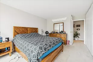 5445 N Sheridan Rd, Chicago, IL 60640 - Photo 11