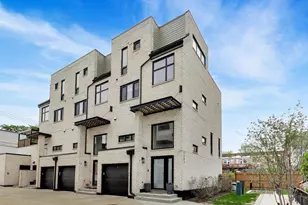 2247 N Rockwell St, Chicago, IL 60647 - Photo 3