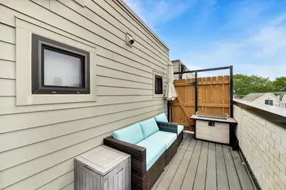 2247 N Rockwell Street #1, Chicago, IL 60647 - Photo 29