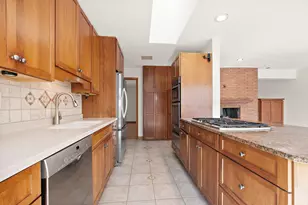 2708 Hawthorne Ln, Flossmoor, IL 60422 - Photo 13