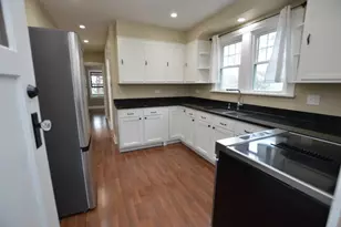 3916 E Lake Shore Dr, Wonder Lake, IL 60097 - Photo 5
