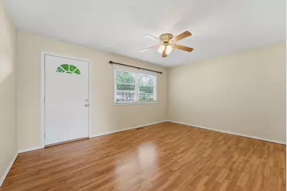 409 25th Avenue, East Moline, IL 61244 - Photo 3