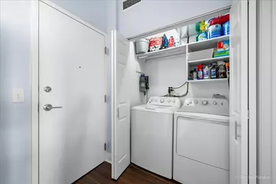 1546 N Orleans Street #1001, Chicago, IL 60610 - Photo 19