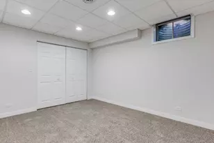 521 Ridgewood Dr, Antioch, IL 60002 - Photo 25