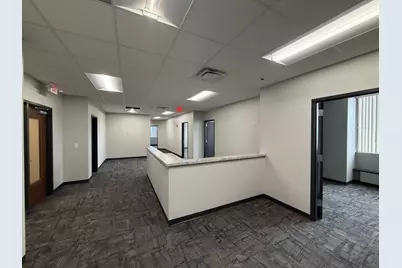 100 E Kimberly Road #400, Davenport, IA 52806 - Photo 7