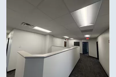 100 E Kimberly Road #400, Davenport, IA 52806 - Photo 17