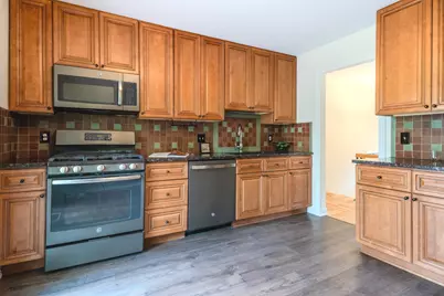 10 Cumberland Court, Cary, IL 60013 - Photo 5