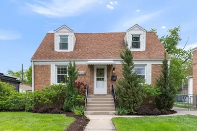 9125 S 54th Avenue, Oak Lawn, IL 60453 - Photo 1