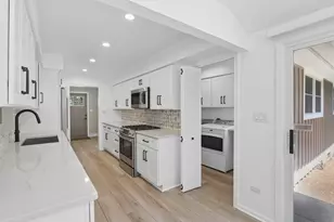 1756 Prairie Ave, Northbrook, IL 60062 - Photo 7
