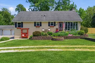 1N255 Prairie Ave, Glen Ellyn, IL 60137 - Photo 1