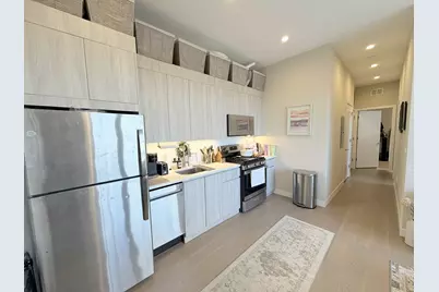 3757 N Sheffield Avenue #302, Chicago, IL 60613 - Photo 7