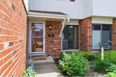 1720 Trent Court, Wheaton, IL 60189 - Photo 3
