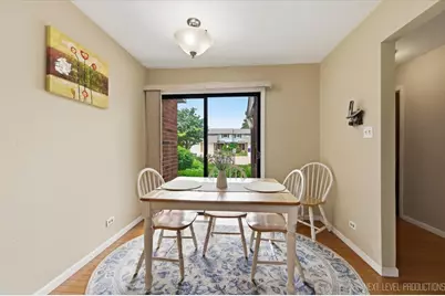 1720 Trent Court, Wheaton, IL 60189 - Photo 9