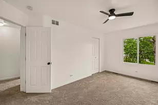 183 W Algonquin Rd, Des Plaines, IL 60016 - Photo 21