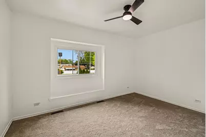 183 W Algonquin Road, Des Plaines, IL 60016 - Photo 13