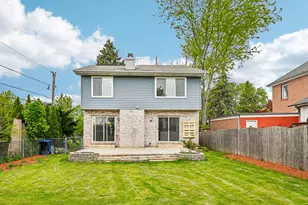 183 W Algonquin Rd, Des Plaines, IL 60016 - Photo 33