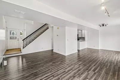 183 W Algonquin Road, Des Plaines, IL 60016 - Photo 7