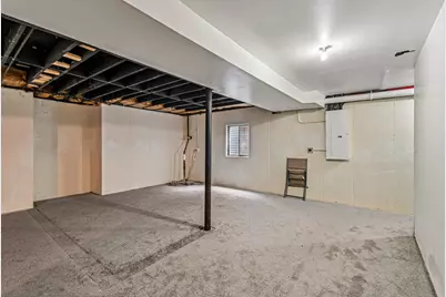 183 W Algonquin Road, Des Plaines, IL 60016 - Photo 27