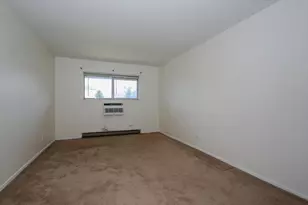 834 E Old Willow Rd, Prospect Heights, IL 60070 - Photo 9