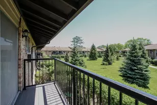 834 E Old Willow Rd, Prospect Heights, IL 60070 - Photo 15