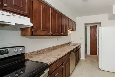 834 E Old Willow Road #209, Prospect Heights, IL 60070 - Photo 5