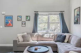 2729 N Wayne Ave, Chicago, IL 60614 - Photo 9