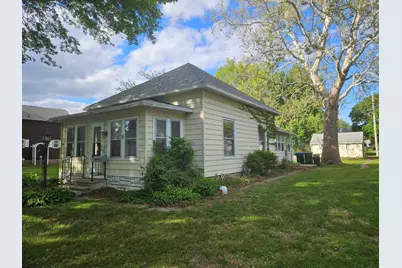 407 4th Avenue, Rock Falls, IL 61071 - Photo 1